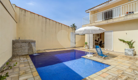 Casa de Vila à venda com 4 suítes em Granja Julieta, São Paulo, SP