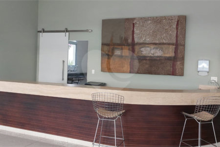 Casa à venda com 4 suítes no condomínio Figueira Garden, Atibaia - SP