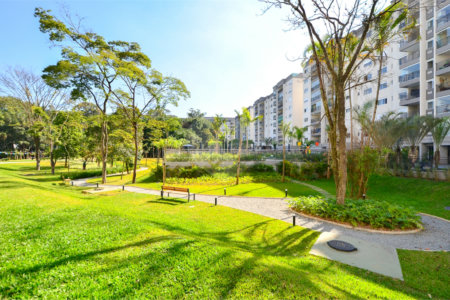 Apartamento à venda com 2 quartos, sendo 1 suíte, em Santo Amaro, São Paulo, SP