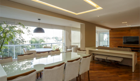 Apartamento à venda com 3 suítes em Campo Belo, São Paulo, SP