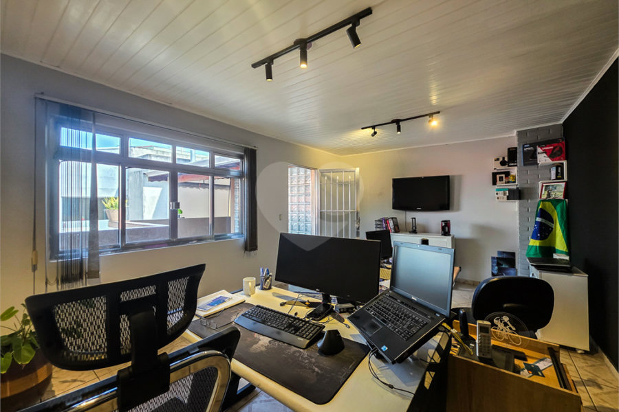 Casa à venda com 4 quartos, sendo 1 suíte, em Sapopemba, São Paulo, SP