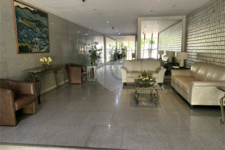Apartamento à venda com 4 quartos, sendo 1 suíte, em Grajaú, Rio de Janeiro, RJ