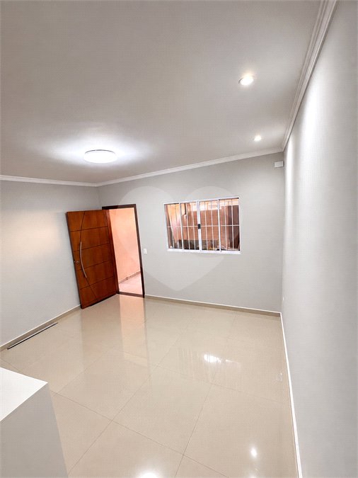 Sobrado à venda com 2 quartos, sendo 1 suíte, em Vila Mazzei, São Paulo, SP