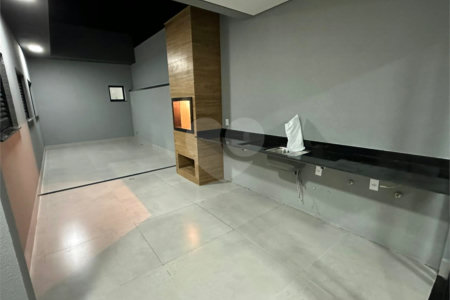 Casa à venda com 3 quartos, sendo 1 suíte, em Jardim Bom Sucesso, Indaiatuba, SP