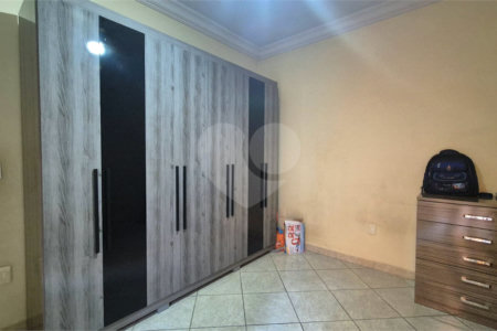 Casa à venda com 3 quartos, sendo 1 suíte, em Vila Angélica, Sorocaba, SP