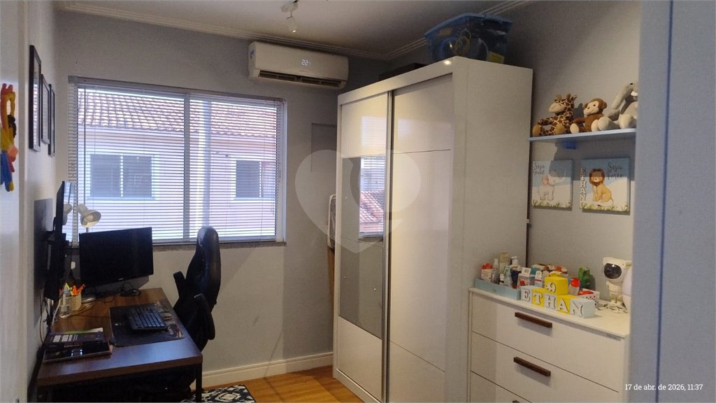 Casa à venda com 2 quartos, sendo 1 suíte, no condomínio Olympia Park Residence, Rio de Janeiro - RJ