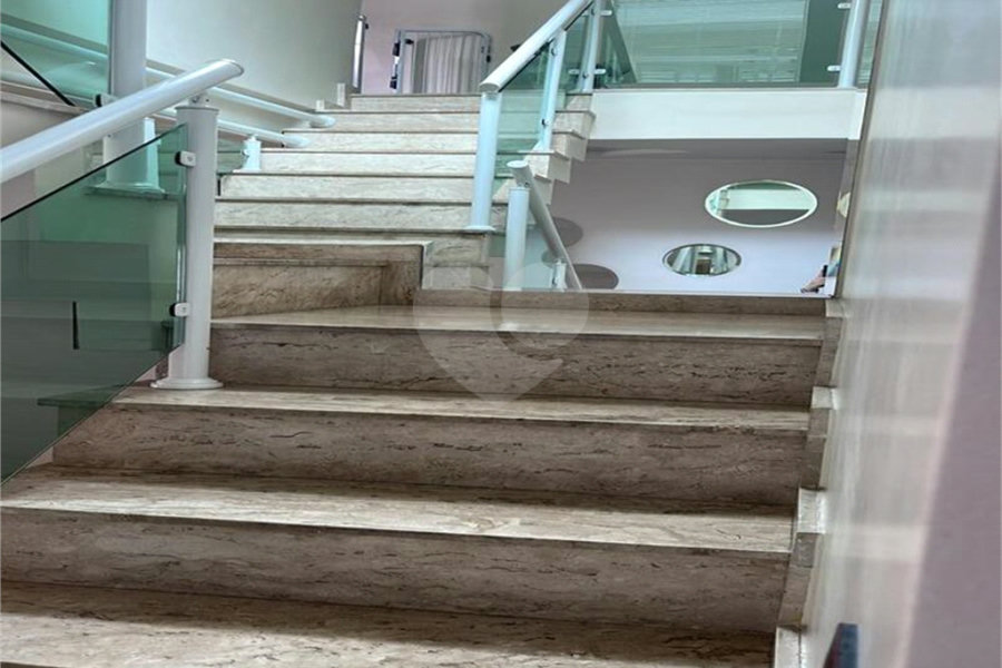 Sobrado à venda com 3 quartos, sendo 1 suíte,  em Jaçanã, São Paulo, SP