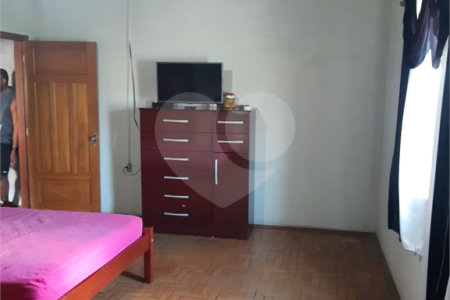 Casa à venda com 2 quartos no Centro, Salto, SP