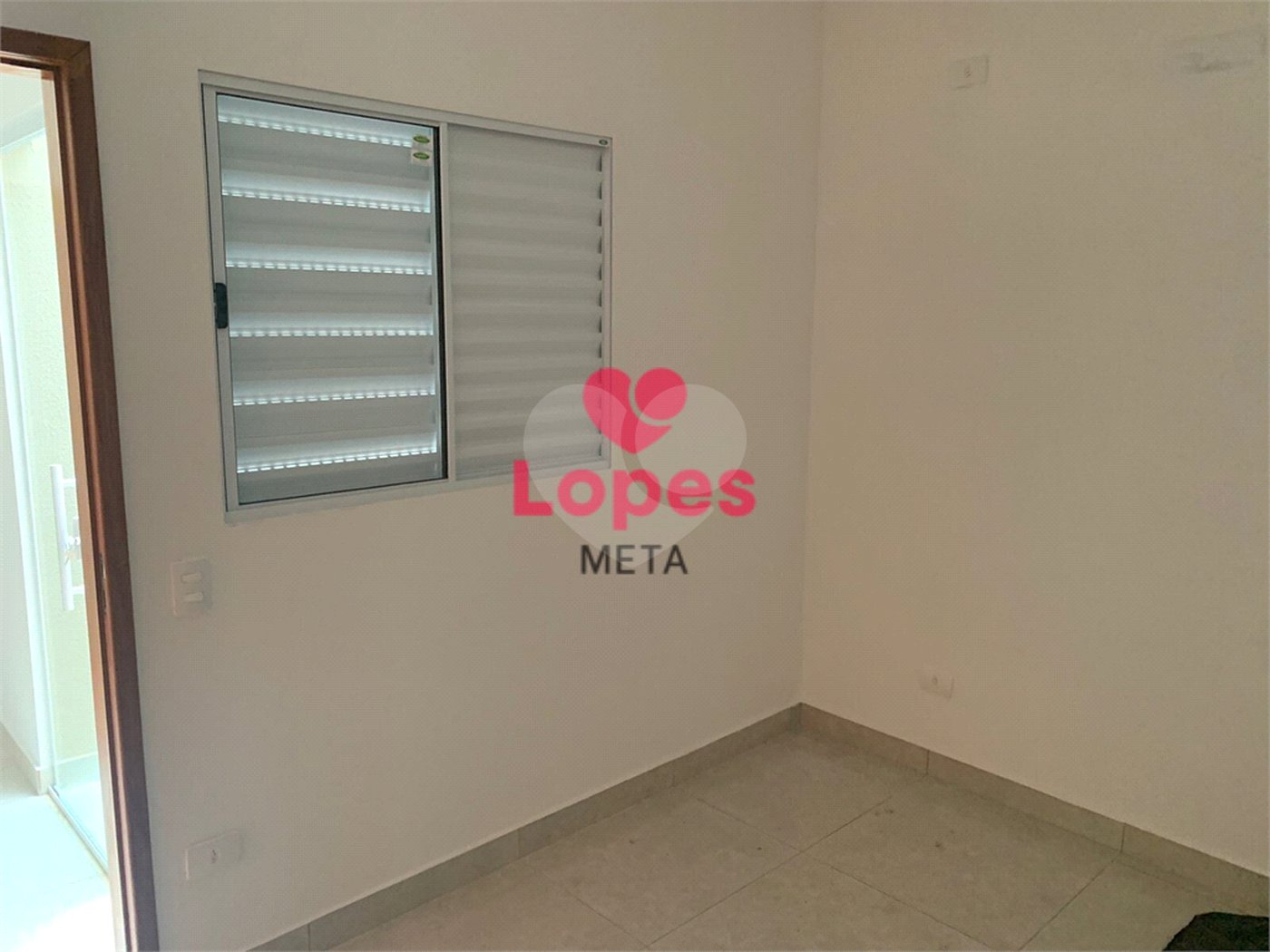 Casa à venda com 2 quartos, sendo 1 suíte, em Conjunto Residencial Dom Pedro Ii, São José dos Campos, SP