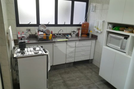 Apartamento no Edifício Professora Benedita Stahl Sodré
