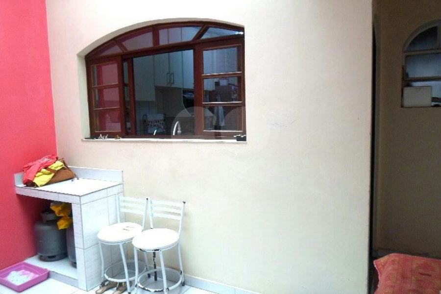 Sobrado à venda com 3 suítes em Vila Galvão, Guarulhos, SP