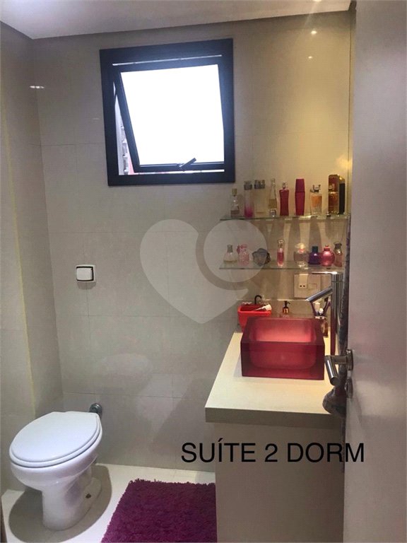 Apartamento à venda com 3 suítes em Vila Regente Feijó, São Paulo, SP