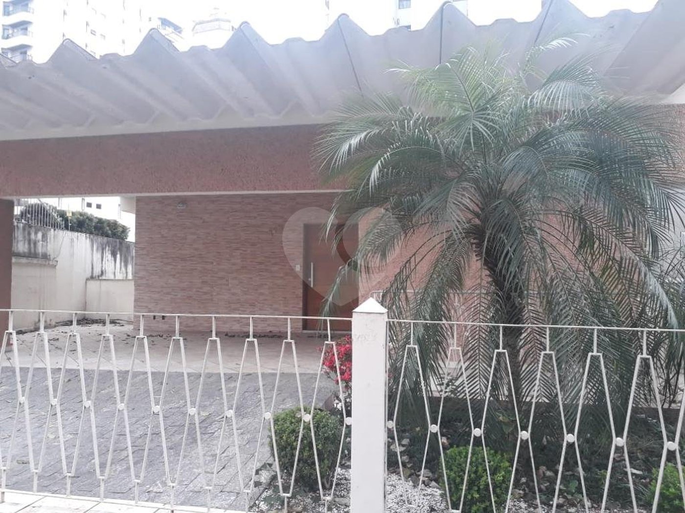 Casa à venda com 4 quartos, sendo 2 suítes, em Santana, São Paulo, SP