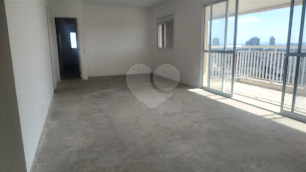 Apartamento à venda com 3 suítes em Jardim Zaira, Guarulhos, SP