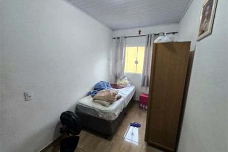 Casa à venda com 2 quartos, sendo 1 suíte, em Therezinha Piedade, Itapetininga, SP