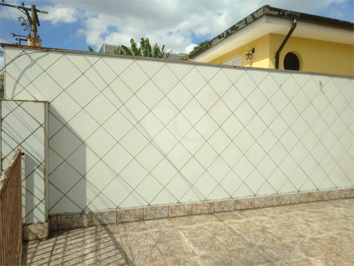 Sobrado à venda com 3 quartos, sendo 1 suíte, em Chora Menino, São Paulo, SP