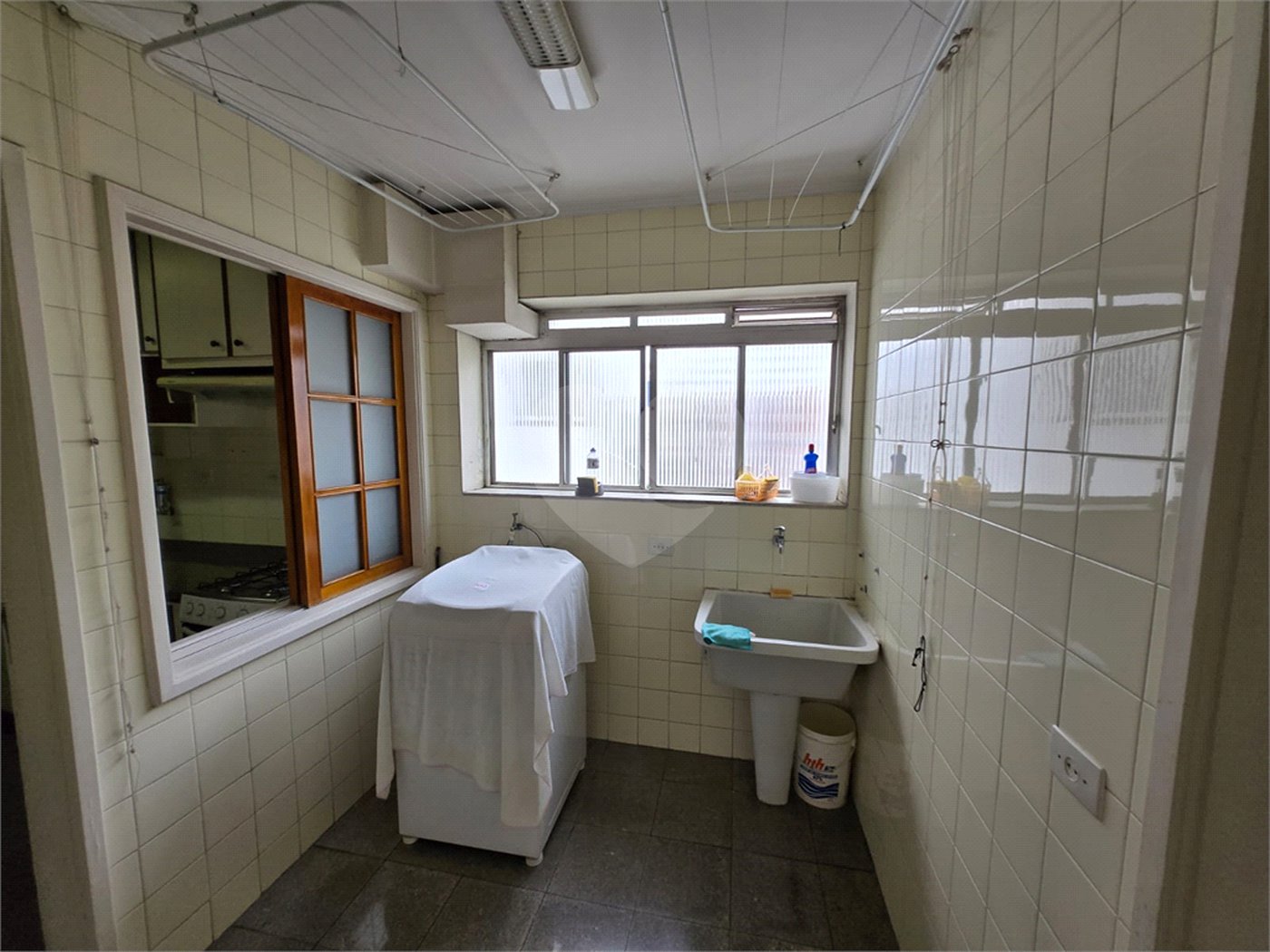 Apartamento à venda com 3 quartos, sendo 1 suíte, em Indianópolis, São Paulo, SP