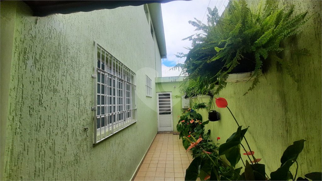 Casa à venda com 4 quartos, sendo 1 suíte,  em Vila Rosália, Guarulhos, SP