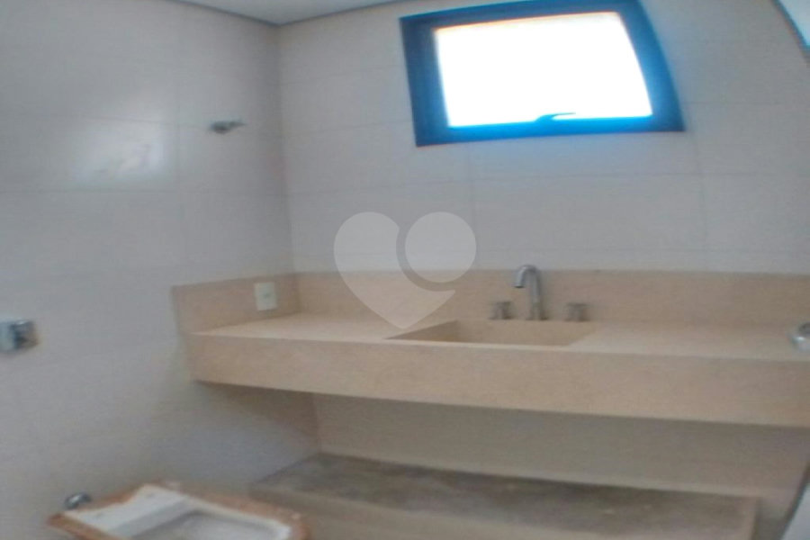 Apartamento à venda com 3 suítes em Morumbi, São Paulo, SP
