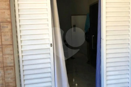 Casa à venda com 2 quartos em Caputera, Cotia, SP