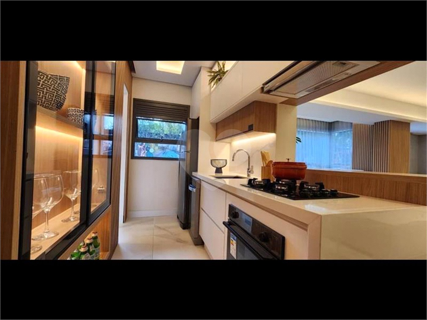 Apartamento à venda com 3 quartos, sendo 1 suíte, em Vila Mariana, São Paulo, SP