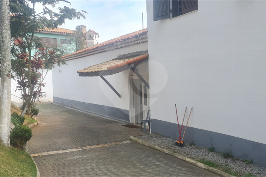 Casa à venda com 5 suítes em Roseira, Mairiporã, SP