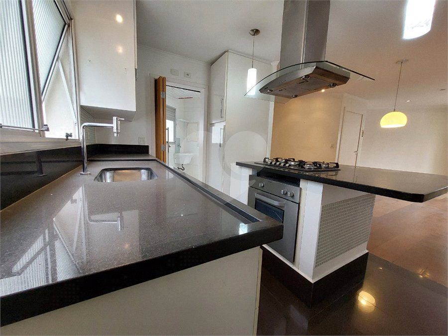 Apartamento à venda com 2 suítes em Vila Gertrudes, São Paulo, SP