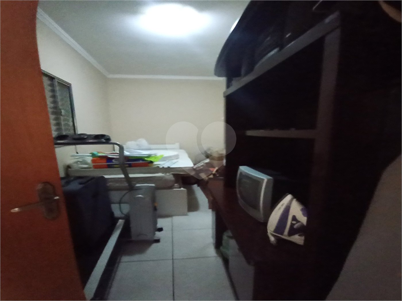 Sobrado à venda com 4 quartos, sendo 1 suíte, em Tremembé, São Paulo, SP