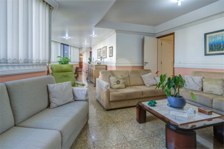 Apartamento à venda com 4 suítes em Moema, São Paulo, SP