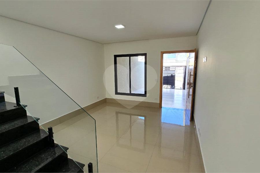 Sobrado à venda com 3 quartos, sendo 1 suíte, em Jardim Maristela, São Paulo, SP