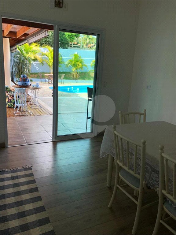 Chácara à venda com 3 quartos, sendo 1 suíte, no Centro, Araçoiaba da Serra, SP