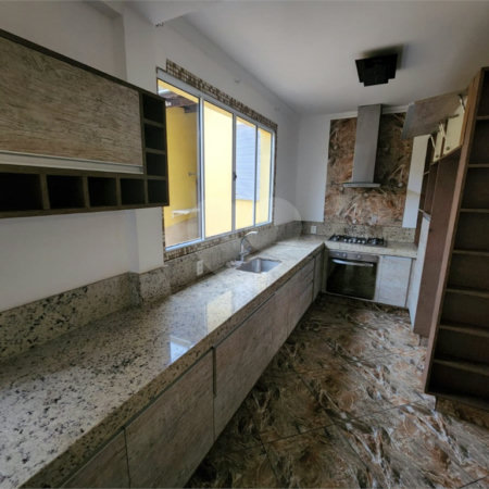 Casa à venda com 3 quartos, sendo 1 suíte, em Jardim Juliana, Mogi das Cruzes, SP