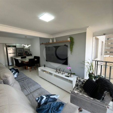 Apartamento à venda com 3 quartos, sendo 1 suíte, em Vila Gustavo, São Paulo, SP