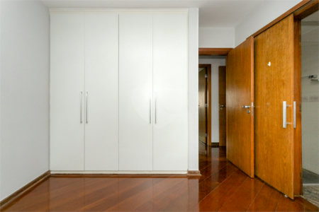 Apartamento à venda com 4 quartos, sendo 3 suítes, em Perdizes, São Paulo, SP