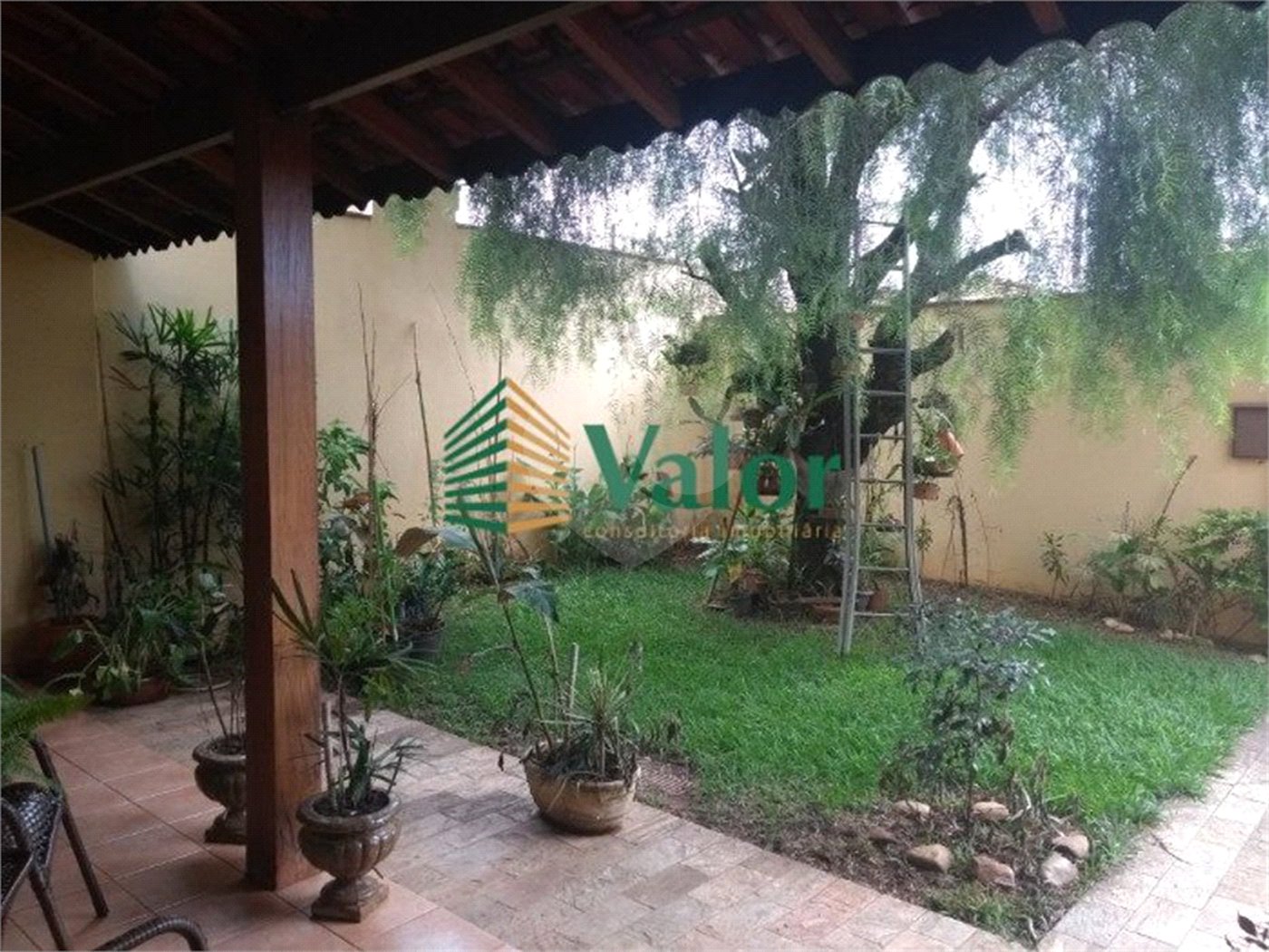 Sobrado á venda no Residencial Jardim Brasil