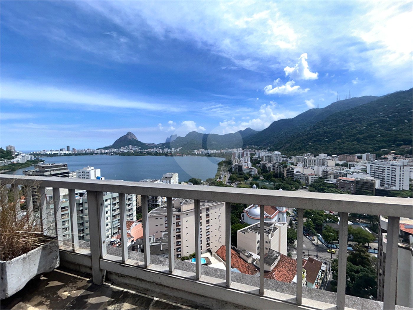 Cobertura à venda com 6 suítes em Lagoa, Rio de Janeiro, RJ