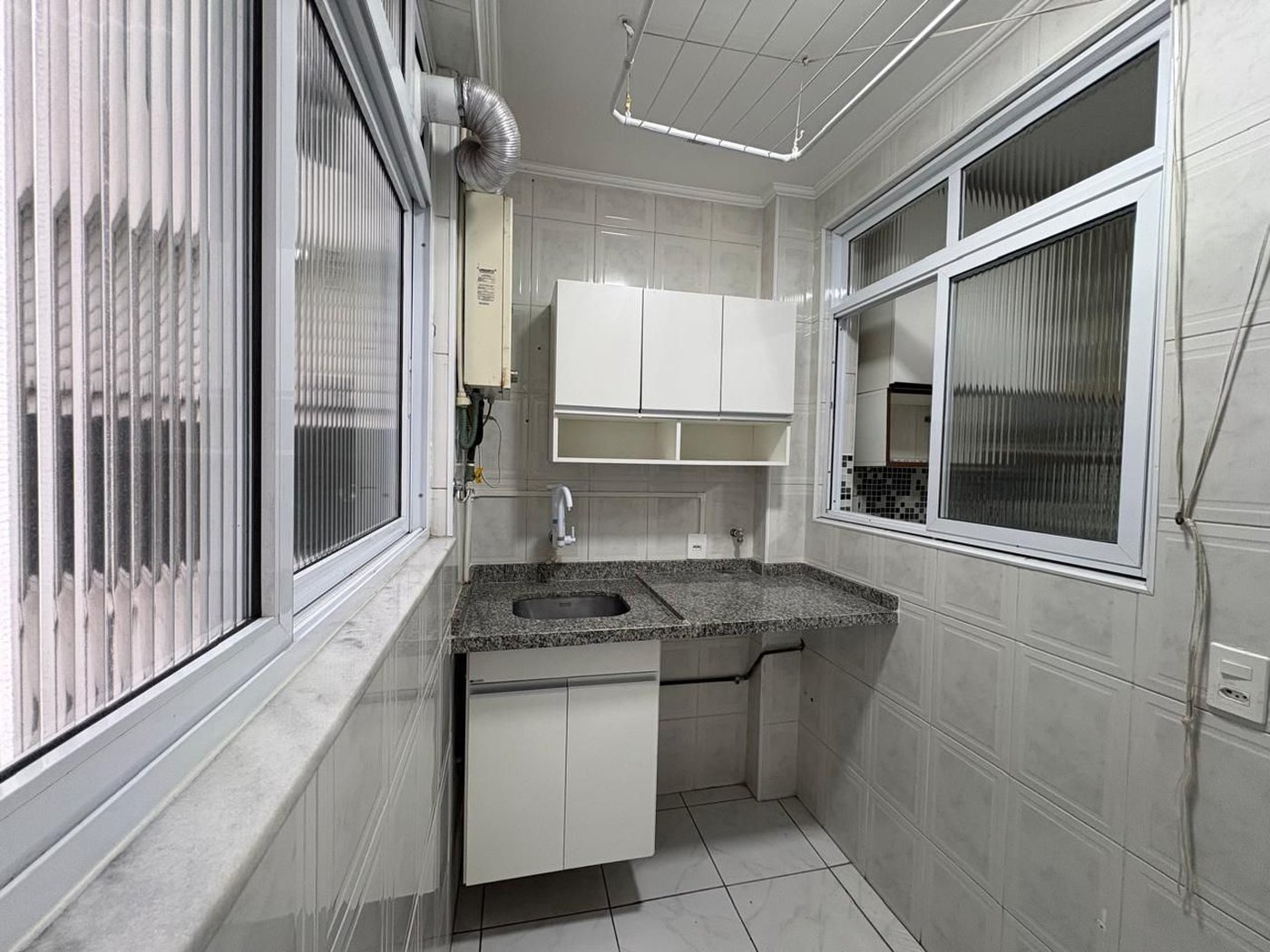 Apartamento com 2 dormitórios à venda, 85 m² por R$ 458.000,00 - Itararé - São Vicente/SP