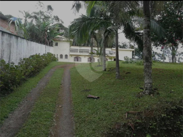 Chácara à venda com 3 quartos em Parelheiros, São Paulo, SP