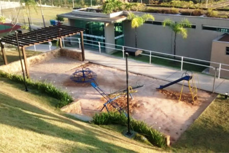 Casa à venda com 3 suítes no condomínio Residencial Central Parque, Salto - SP