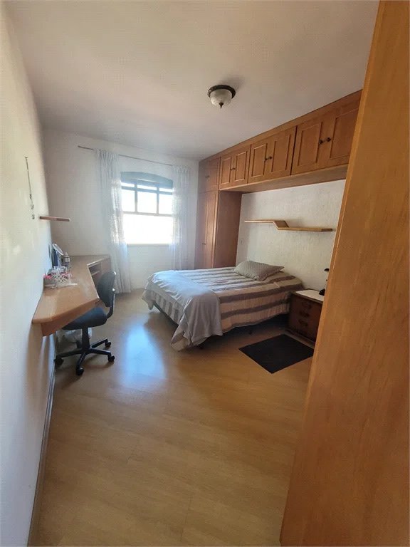 Sobrado à venda com 3 quartos, sendo 1 suíte,  em Jardim da Glória, Cotia, SP