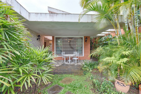 Casa Térrea à venda com 3 quartos, sendo 1 suíte, em Chácara Monte Alegre, São Paulo, SP