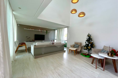 Casa à venda com 5 quartos, sendo 1 suíte, em Orla Norte, Porto Seguro, BA