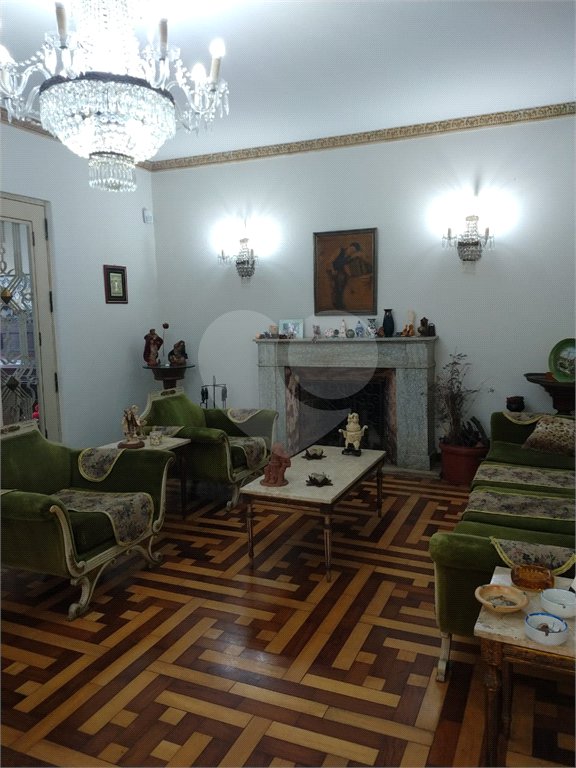 Sobrado à venda com 4 quartos em Sumaré, São Paulo, SP