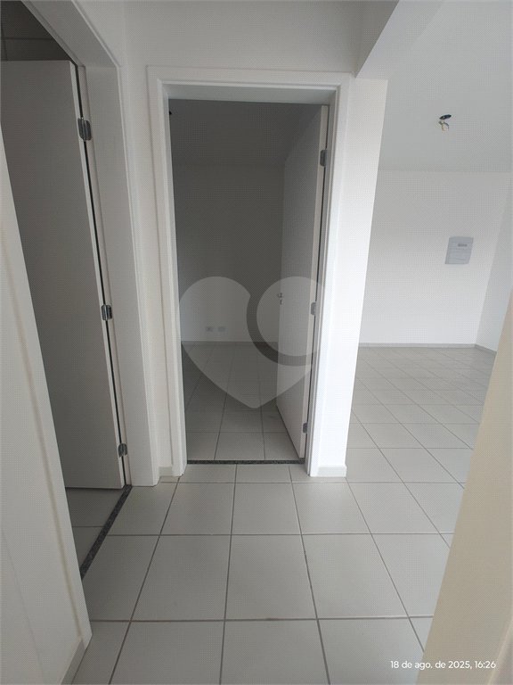 Apartamento para alugar com 2 quartos em Jardim das Palmeiras, Atibaia, SP