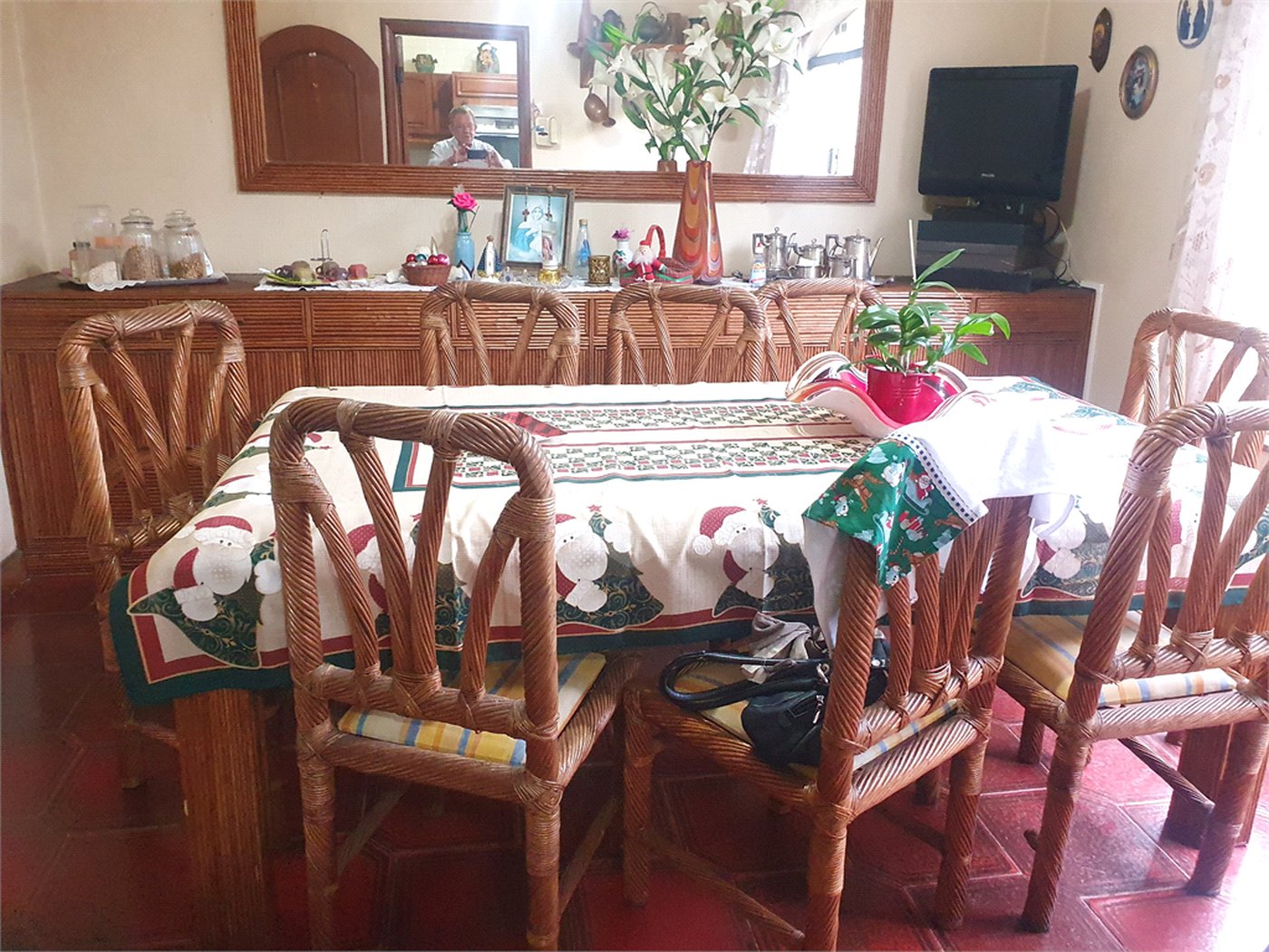 Casa à venda com 4 quartos, sendo 1 suíte, em Interlagos, São Paulo, SP