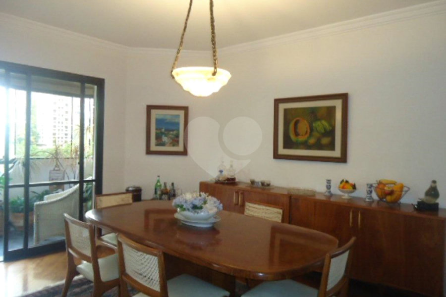 Apartamento à venda com 3 quartos, sendo 1 suíte, em Morumbi, São Paulo, SP