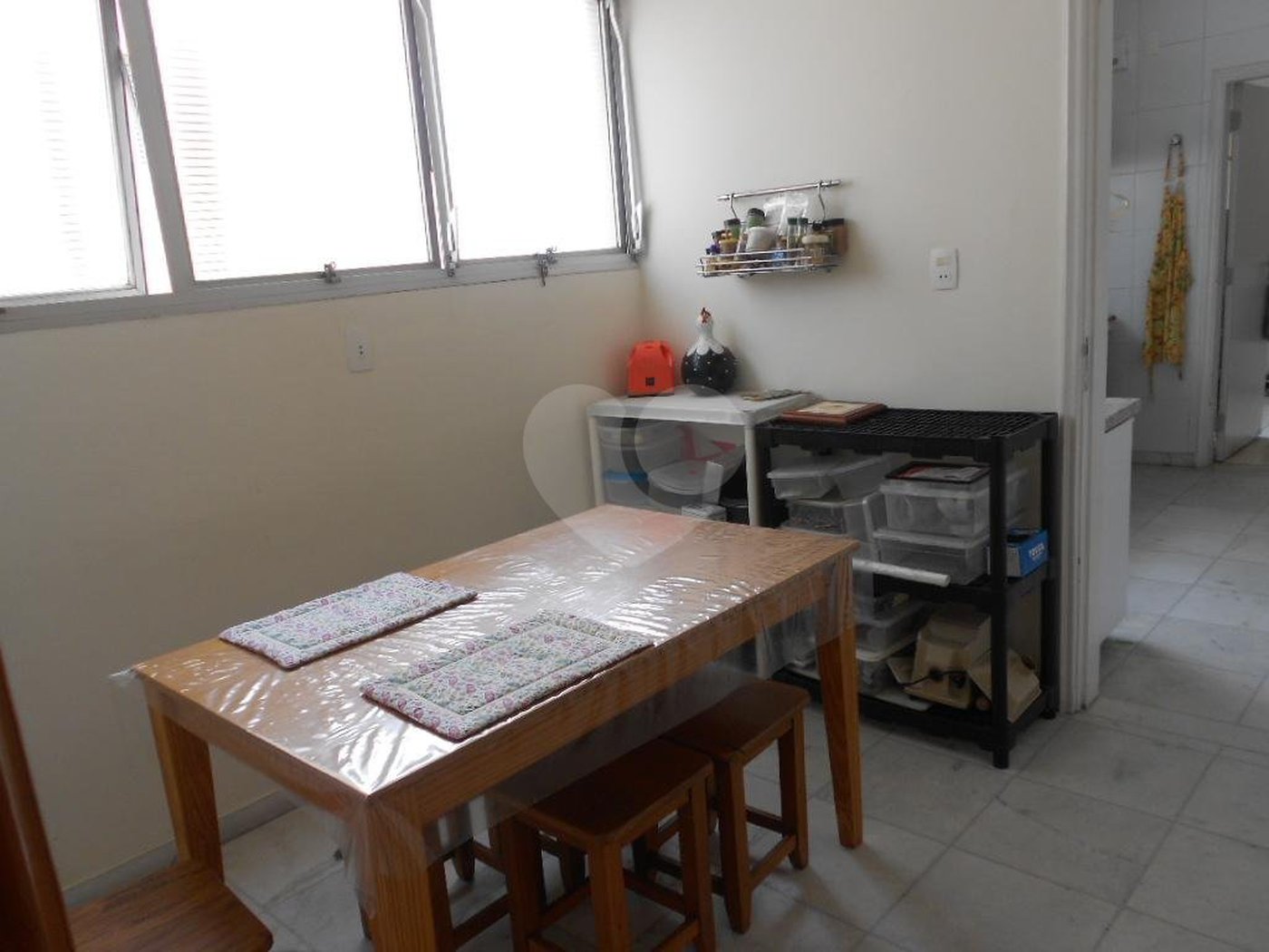 Apartamento à venda com 3 quartos, sendo 1 suíte,  em Santa Cecília, São Paulo, SP