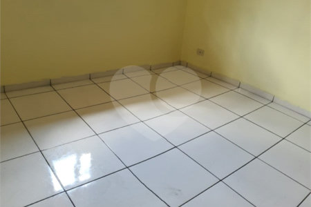 Sobrado à venda com 2 quartos em Jardim Maria Virginia, São Paulo, SP