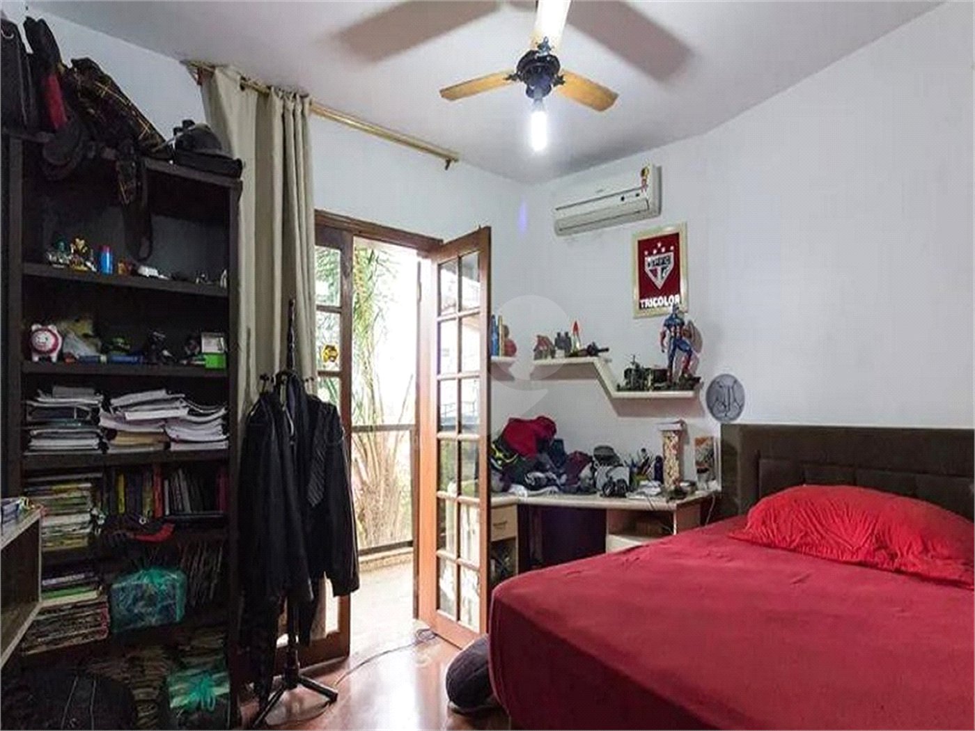 Sobrado à venda ou para alugar com 4 suítes em Vila Paulicéia, São Paulo, SP