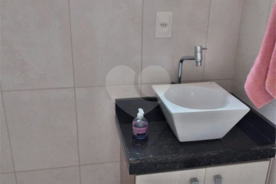 Casa à venda com 4 quartos, sendo 2 suítes, no condomínio Miro Carvalho - Pitinga, São Paulo - SP